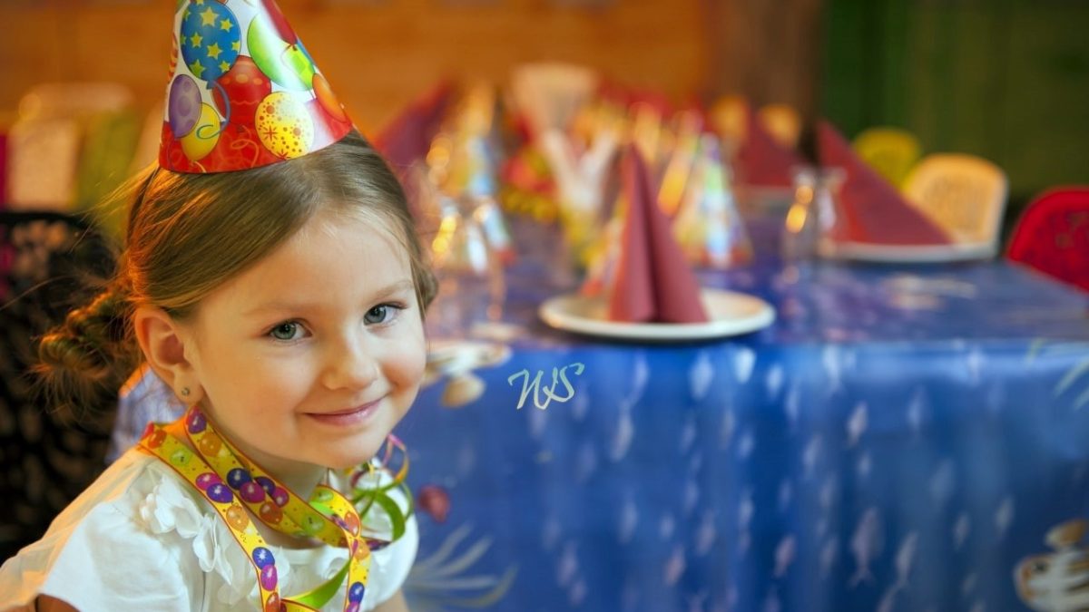 Kids World : Your Baby's First Birthday Celebration